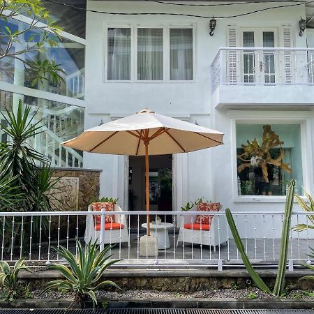 Beach House Canggu - 150M Berawa Beach Ngoại thất bức ảnh