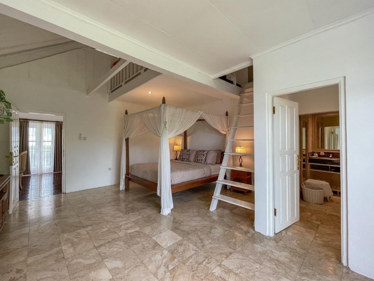 Beach House Canggu - 150M Berawa Beach Ngoại thất bức ảnh