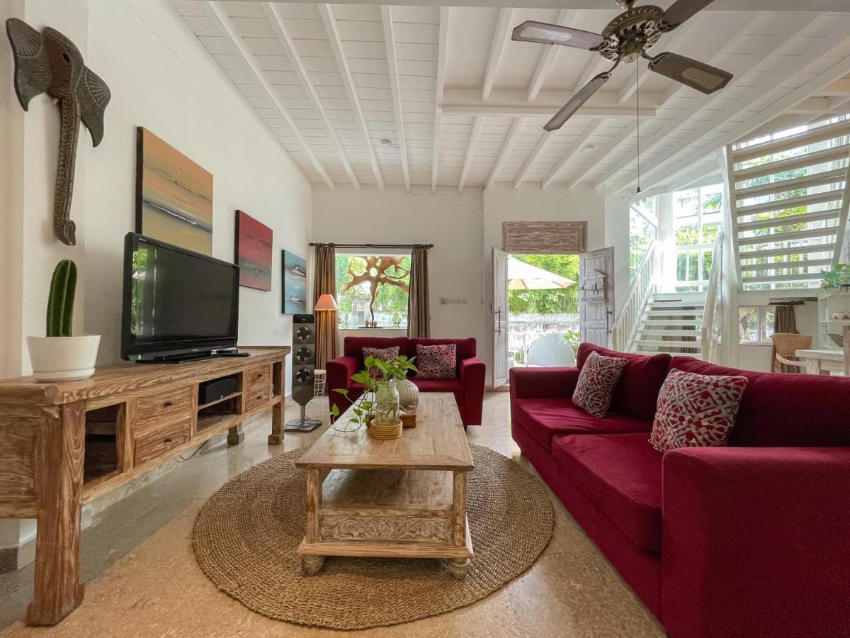 Beach House Canggu - 150M Berawa Beach Ngoại thất bức ảnh